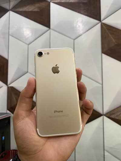 Apple iPhone 7 PTA approved