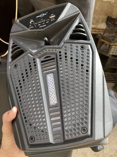Bluethoot speaker with mic