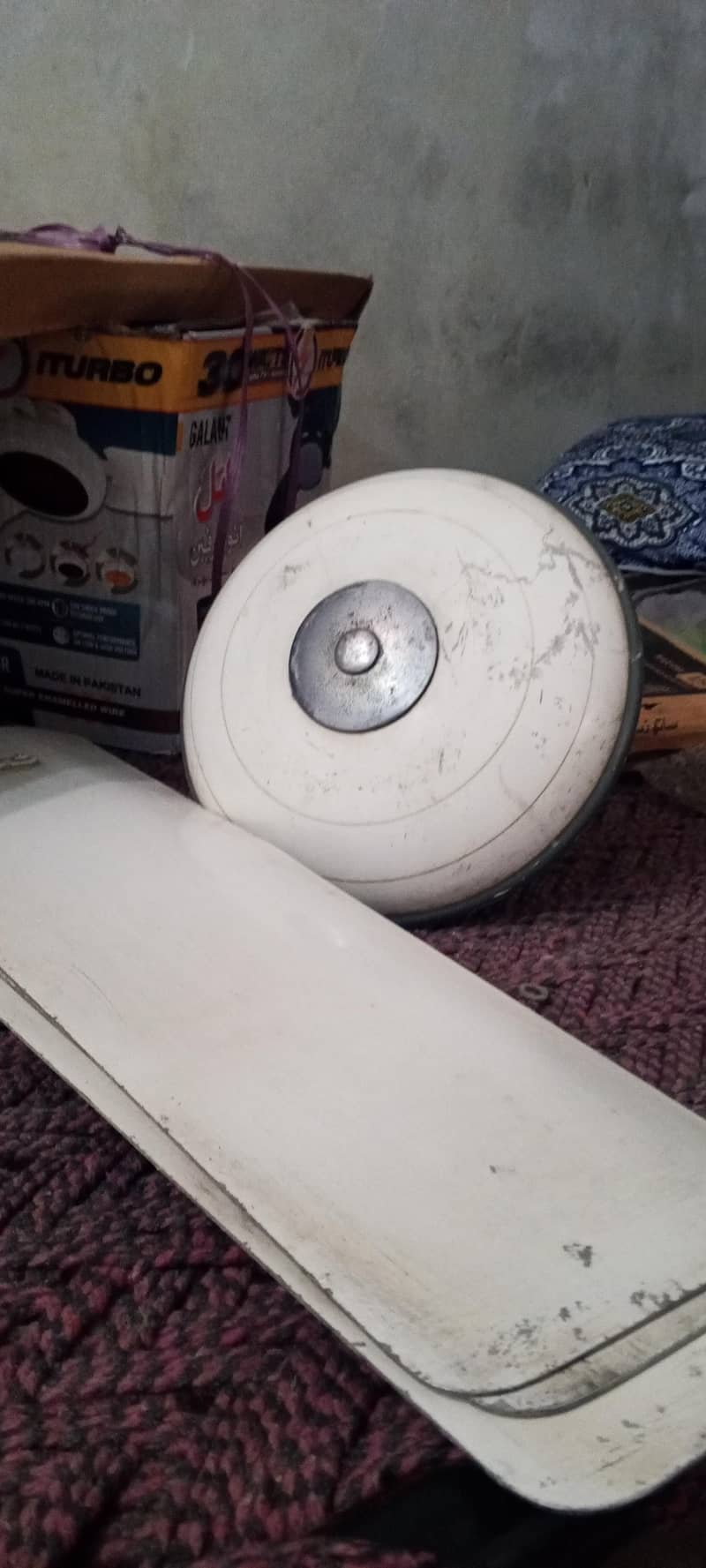 Ceiling fan 0