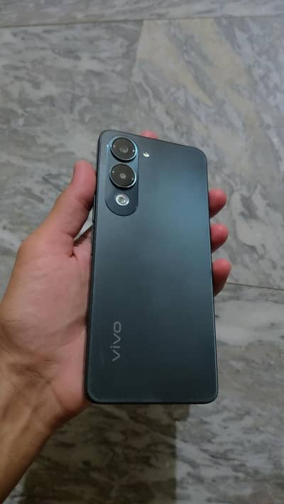 Vivo Y04
