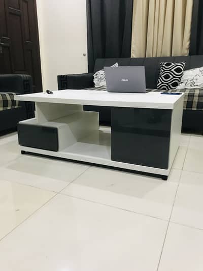 Center table
