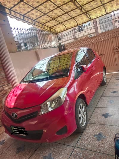 Toyota Vitz 2012