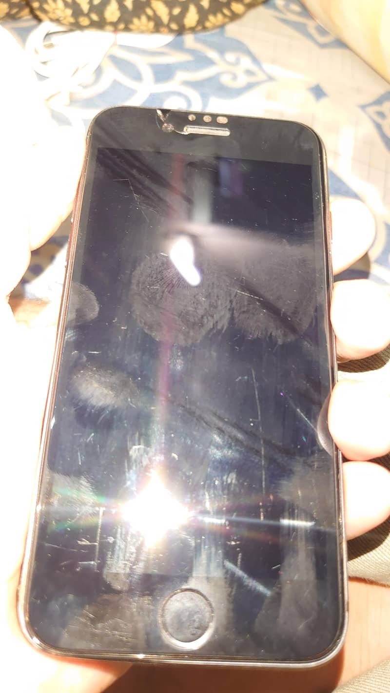 Apple iPhone 8 5