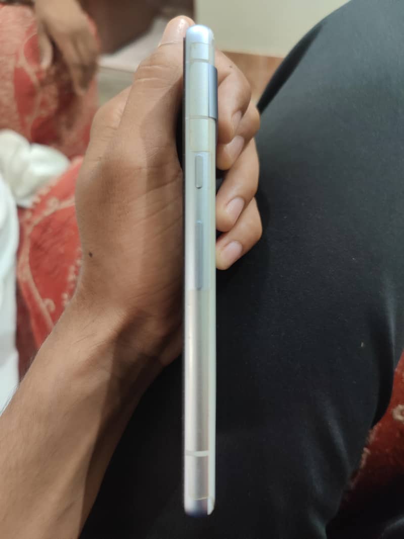 Google Pixel 7a 1