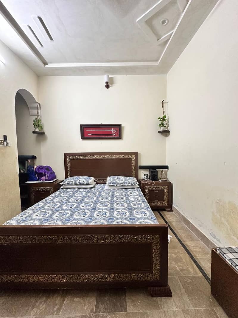 king size bed 1