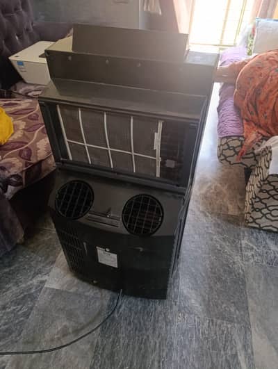 Portable Ac room ac good running condition