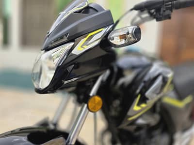 Honda CB 150F - Black