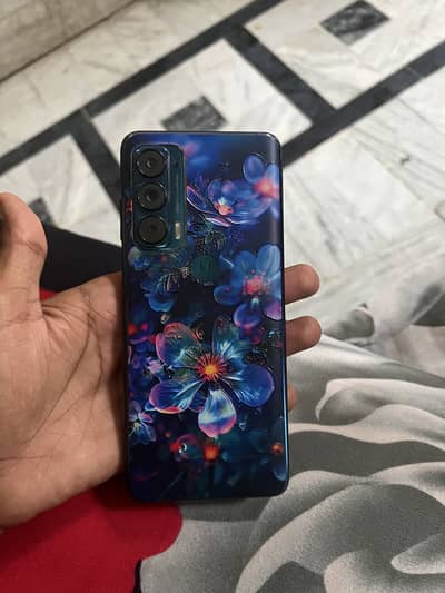 Motorola edge 2021