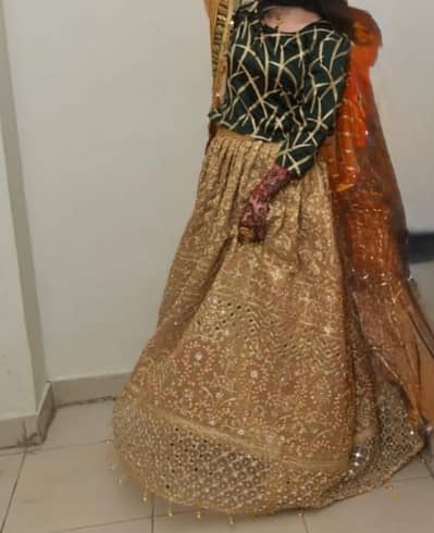 mehndi lehnga for bride