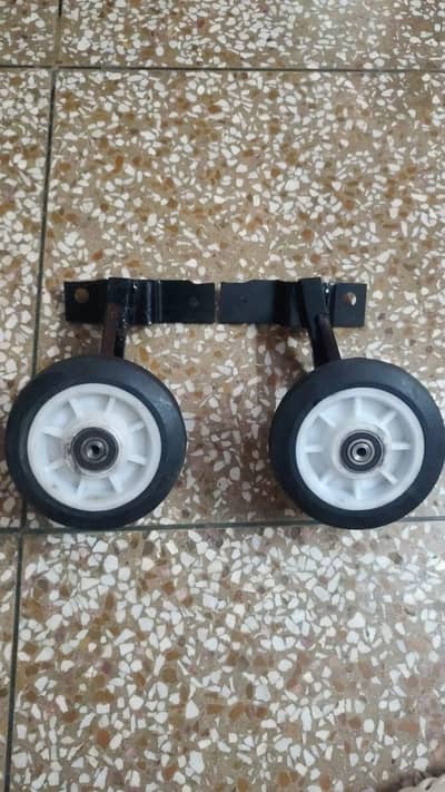 Tri-wheels for Electric Scooties