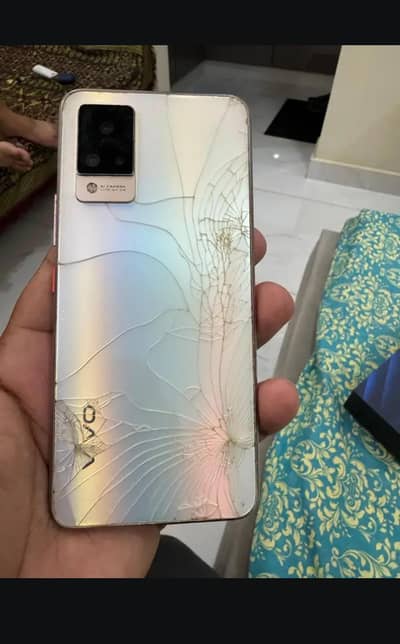 Vivo V21 8+8. gb 128gb mobile and box available