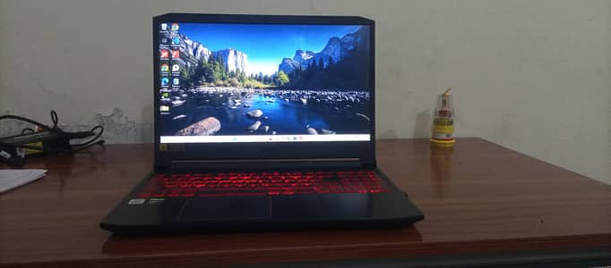 Acer Nitro 5 Gaming laptop