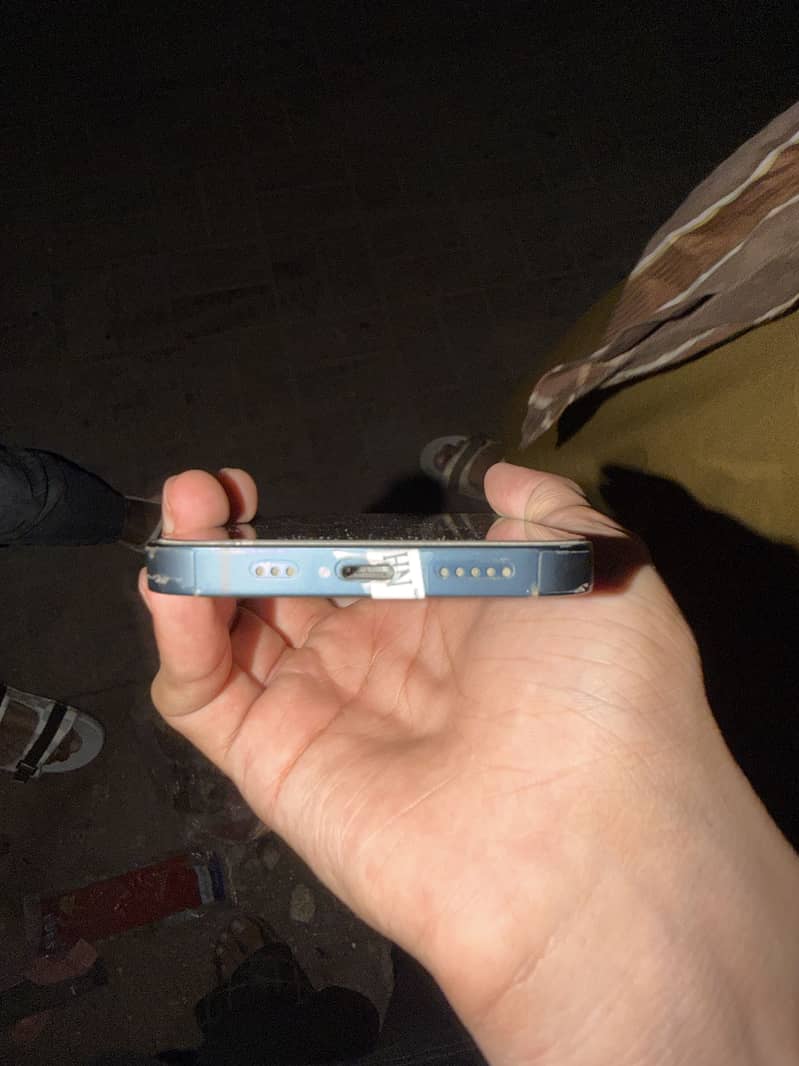 iPhone 14 1