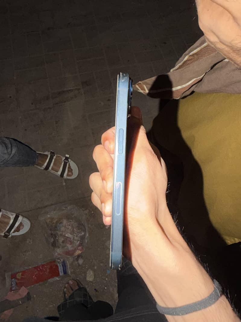 iPhone 14 5