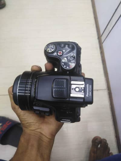 fz200