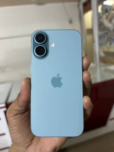 Apple iPhone 16