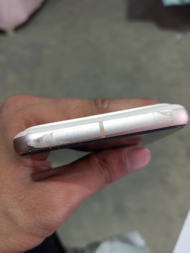 Google Pixel 8 5