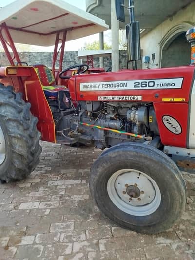 260 tractor chat aur huk sath he cash k open paper he
