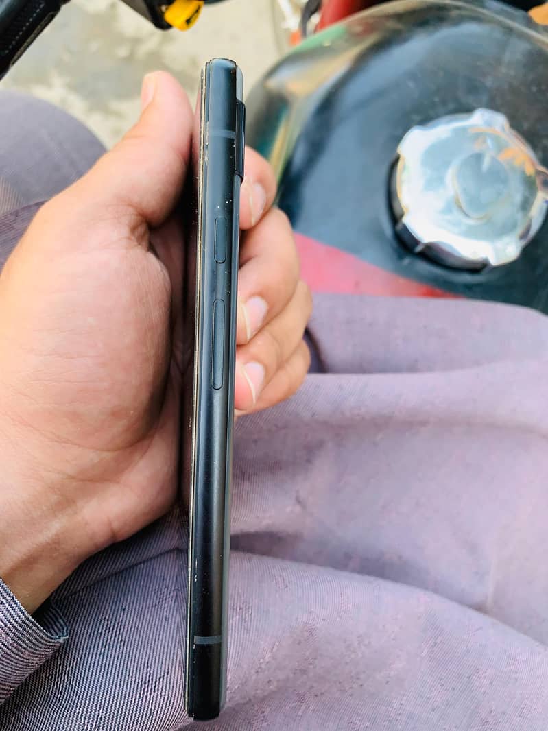 Google Pixel 6a 1
