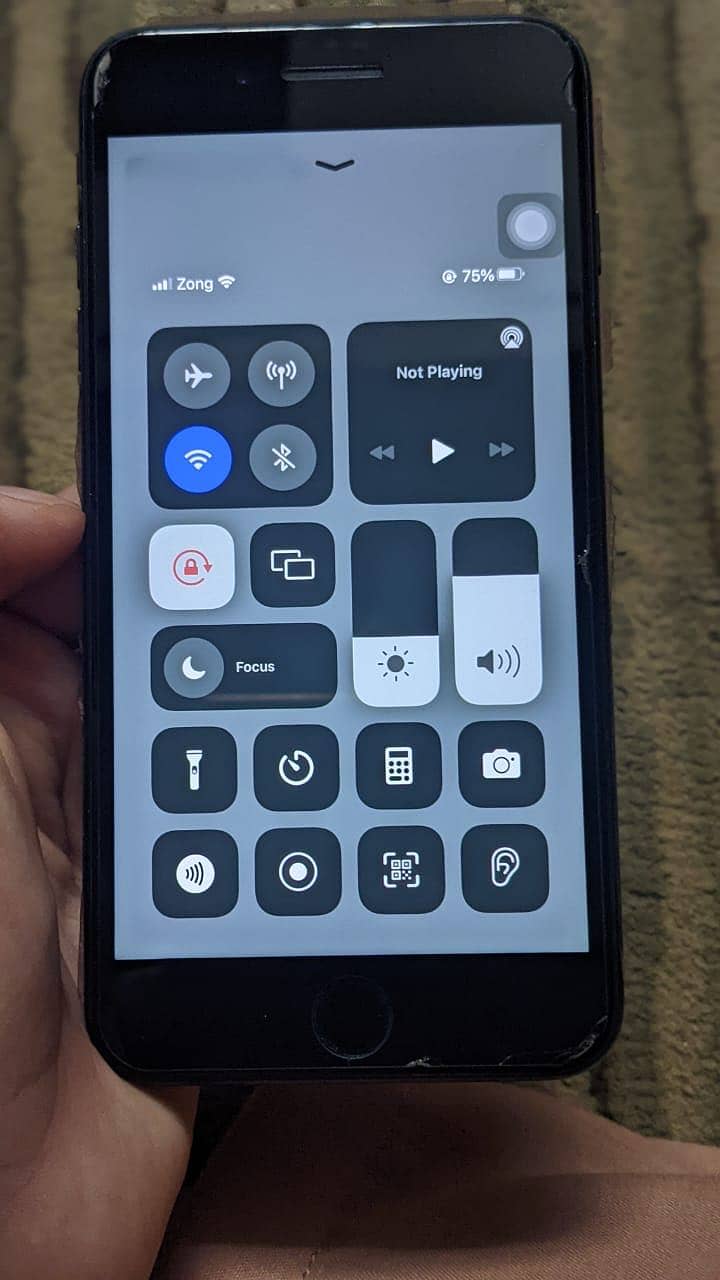 Apple iPhone 7 Plus 3
