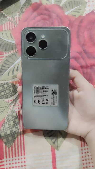 Tecno spark 40 pro