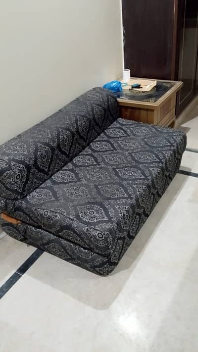 1 BED FURNISHED FLAT FOR RENT