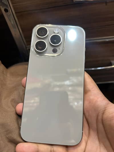 Apple iPhone 15 Pro