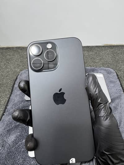 iPhone 16 Pro Max Factory unlock 99%Health