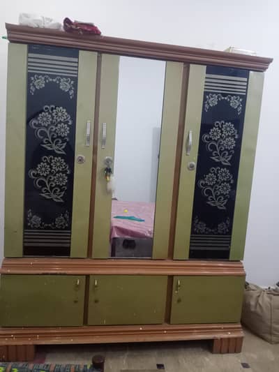 Wardrobe (almari)  for 25000 sale
