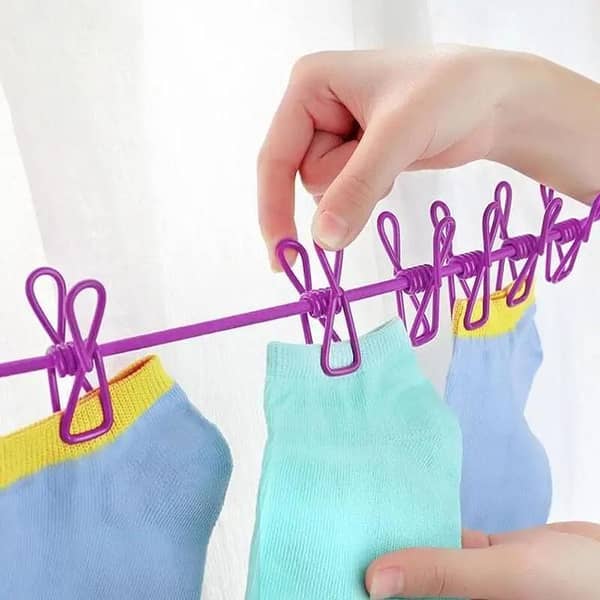 Portable Foldable Drying Rope with 12 Clips and 2 Hooks for Indoor or Outdoor Use