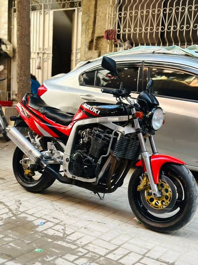 Suzuki Gsxr-1100