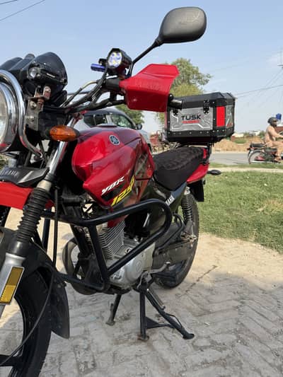YAMAHA YBR G Neat and Clean