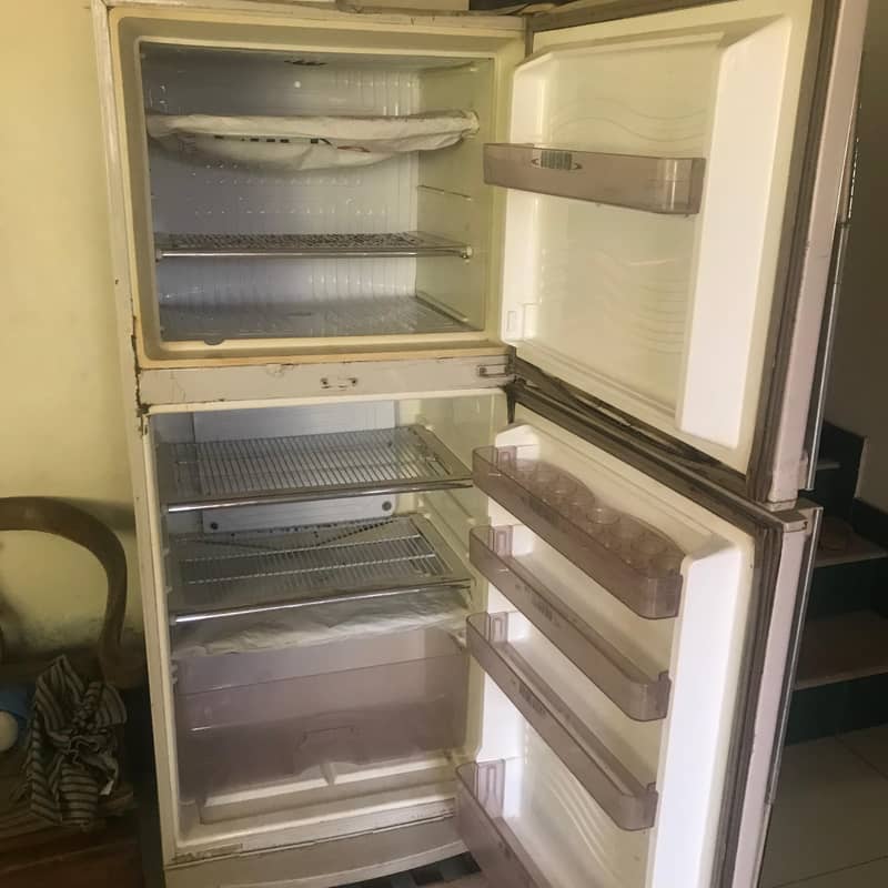 Dawlance fridge 4