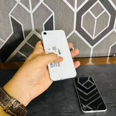 Apple iPhone SE 2020