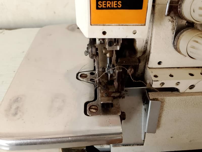 overlock machine 2