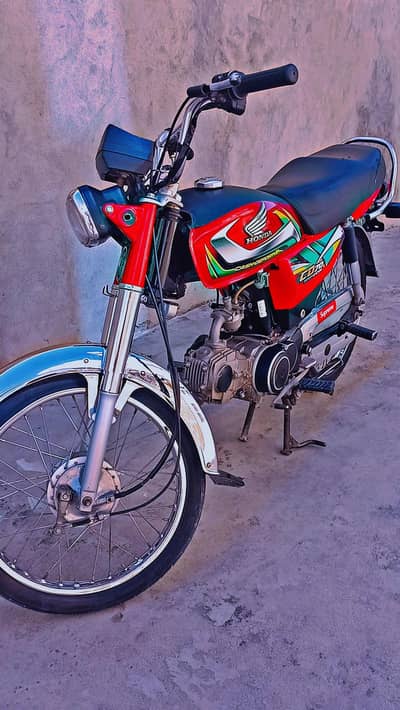 Honda CD 70 2023 Model - Islamabad Registered - Lush Condition Genuine