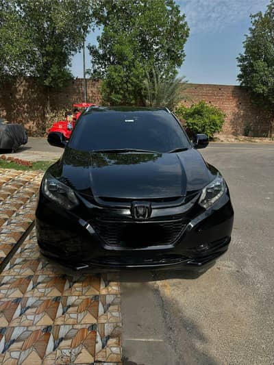Honda Vezel 2015 Hybrid Z sensing black edition