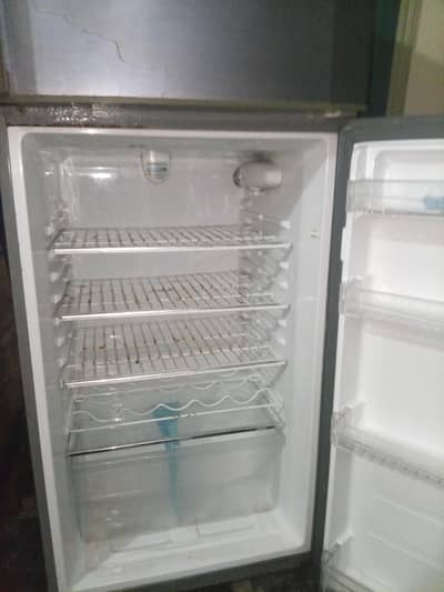 large capacity refrigerator for sell excellent condition