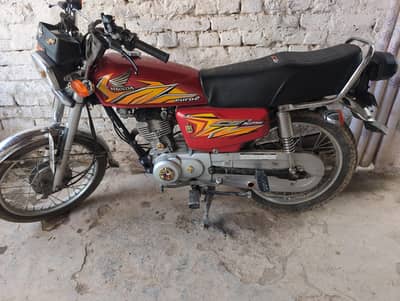 Honda 125 model 2020/21 lush condition