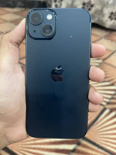 Apple iPhone 13