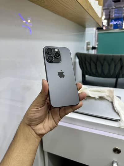 Iphone 15 pro jv 10/10 | iphone 11 to  iphone 17 pro max | iphone 17
