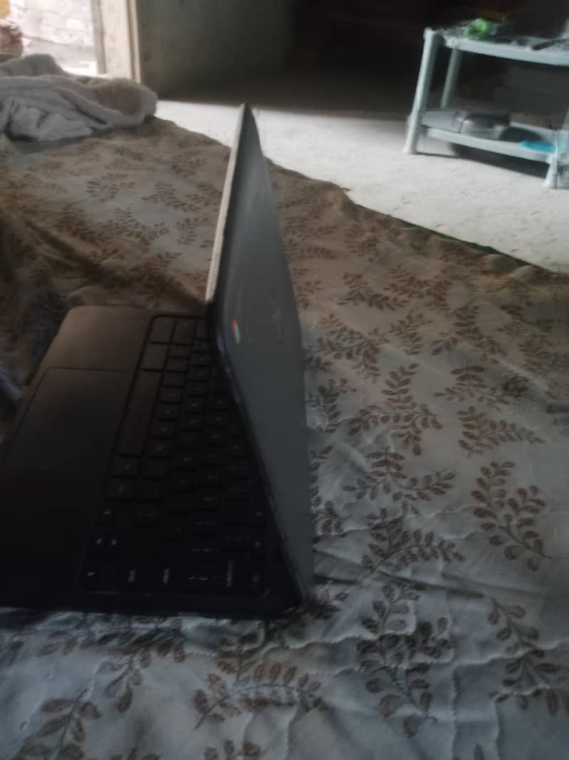 llaptop 4