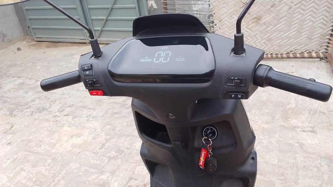Scooty 3