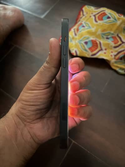 Apple iPhone 14