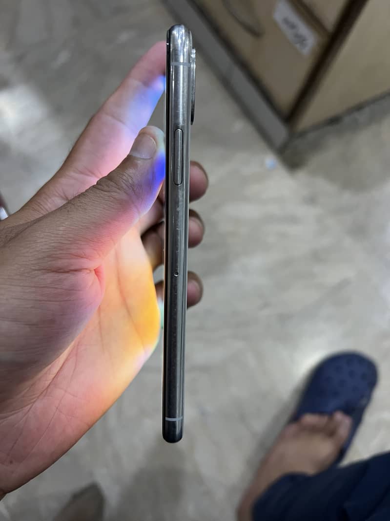 Apple iPhone X 1