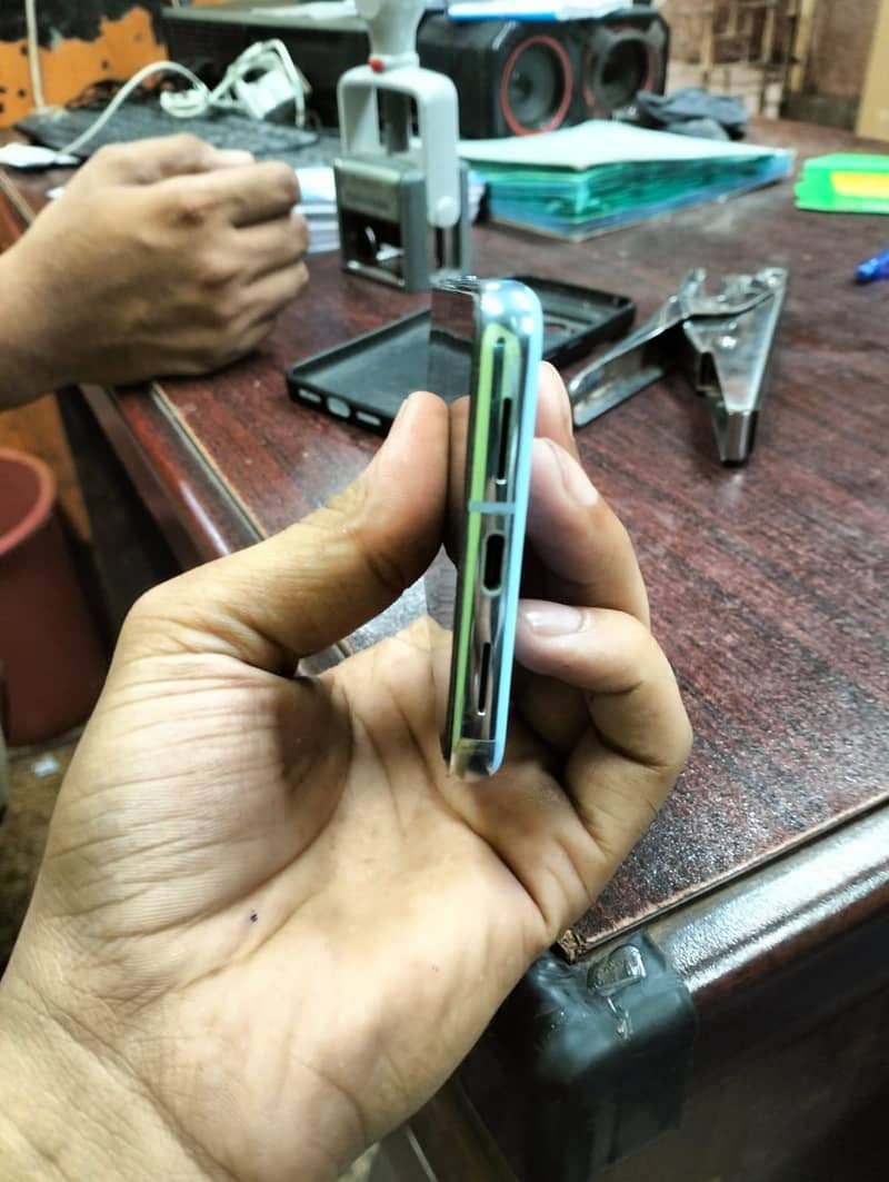Google Pixel 8 Pro 4