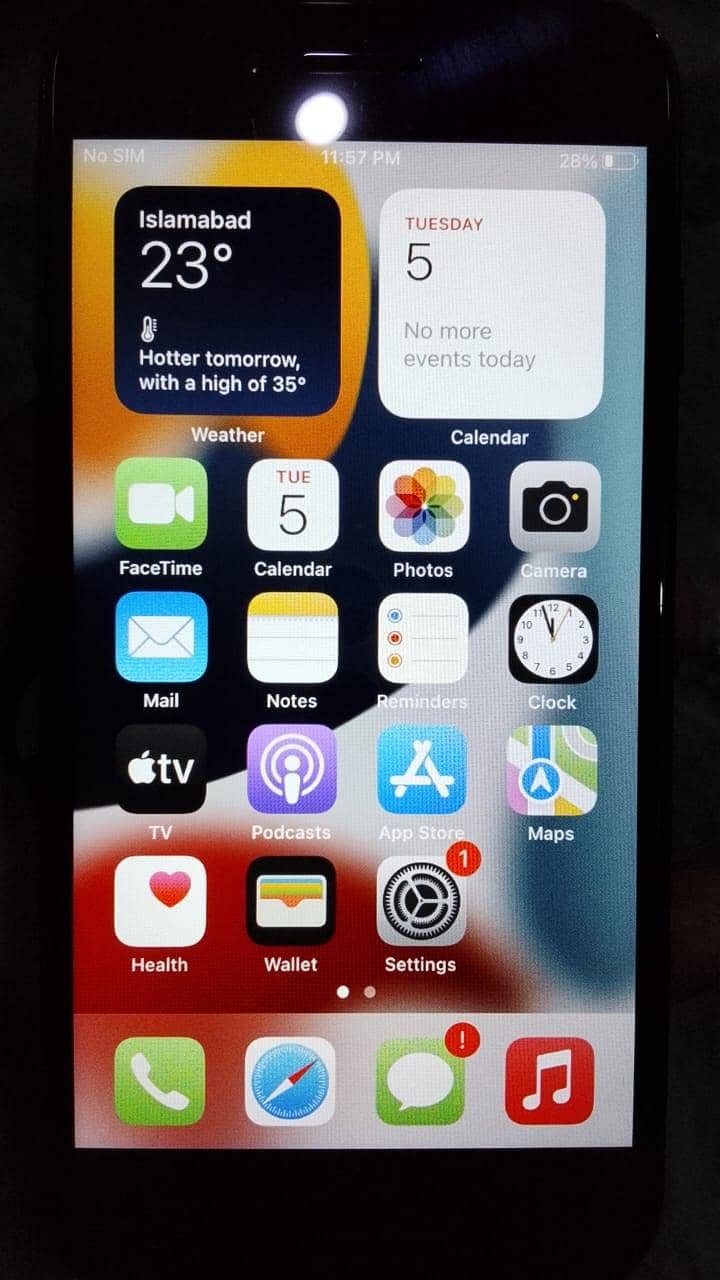 Apple iPhone 7 3