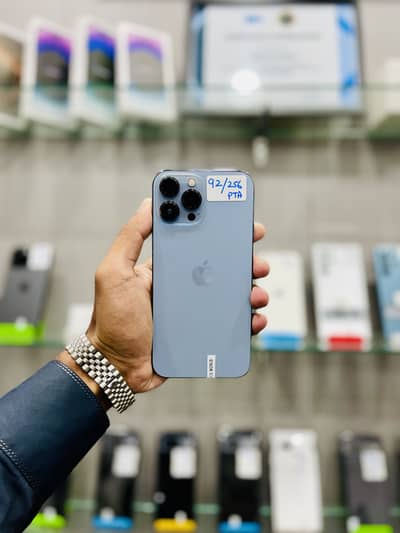I phone 13 pro max 256gb pta