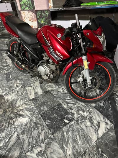 yahama ybr 2015 model