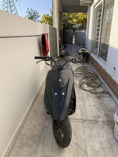 Suzuki address v50 scooty